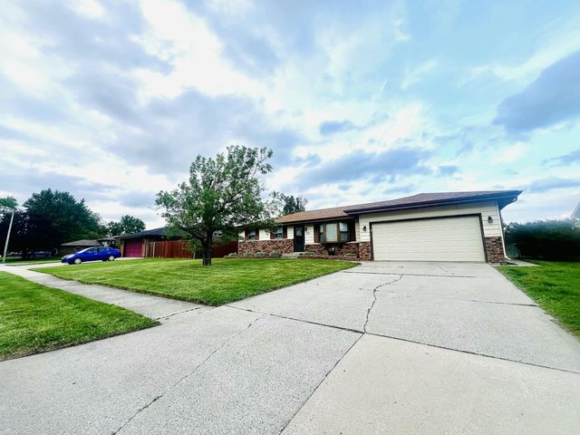 3249 May Street, Portage, IN 46368