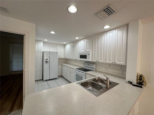 7776 ANDORA DRIVE, Sarasota, FL 34238