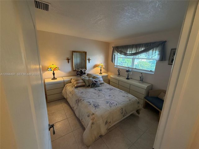 3881 W Flagler Street 315, Miami, FL 33134