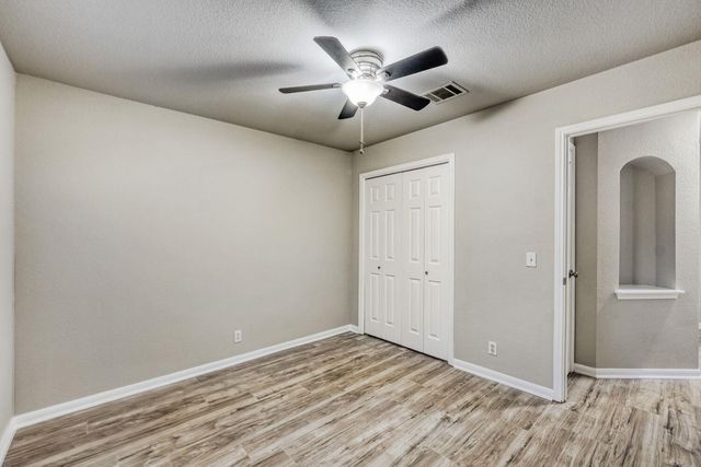 440 Zebra DR, Kyle, TX 78640