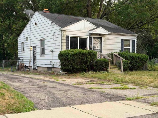 305 W Eldridge Avenue, Flint, MI 48505