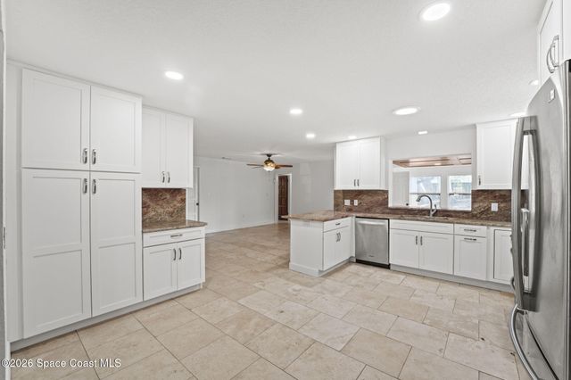 3670 S Tropical Trail, Merritt Island, FL 32952