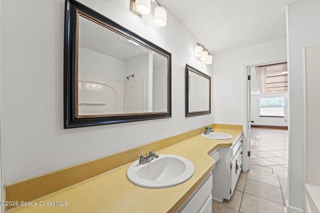 3670 S Tropical Trail, Merritt Island, FL 32952