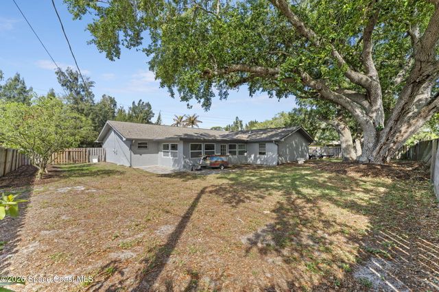 3670 S Tropical Trail, Merritt Island, FL 32952