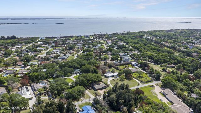 3670 S Tropical Trail, Merritt Island, FL 32952