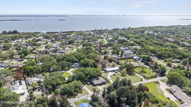 3670 S Tropical Trail, Merritt Island, FL 32952