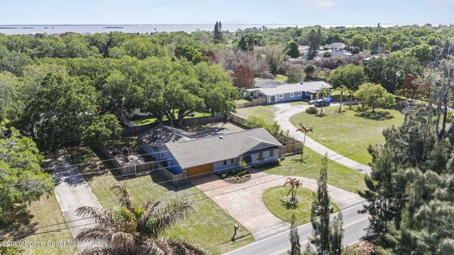 3670 S Tropical Trail, Merritt Island, FL 32952