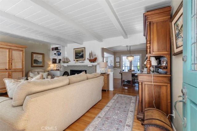 525 Hazel Drive, Corona Del Mar, CA 92625
