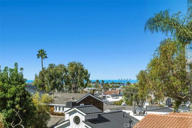 525 Hazel Drive, Corona Del Mar, CA 92625
