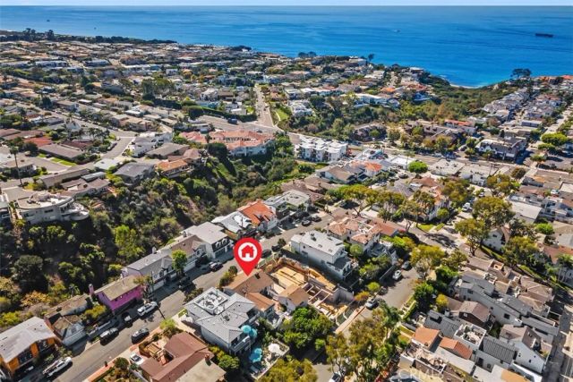 525 Hazel Drive, Corona Del Mar, CA 92625