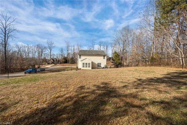 198 Twin Creeks Drive, Stokesdale, NC 27357
