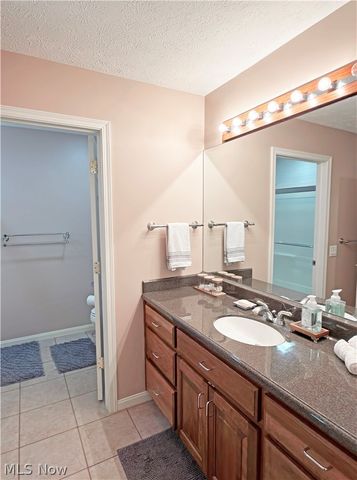 2239 Edgeview Drive, Hudson, OH 44236