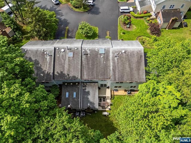 53 Princeton Place, Wayne, NJ 07470