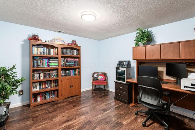 11272 Miller Road NW, Johnstown, OH 43031