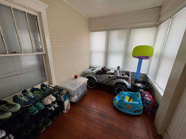 617 Boston Avenue, Waterloo, IA 50703