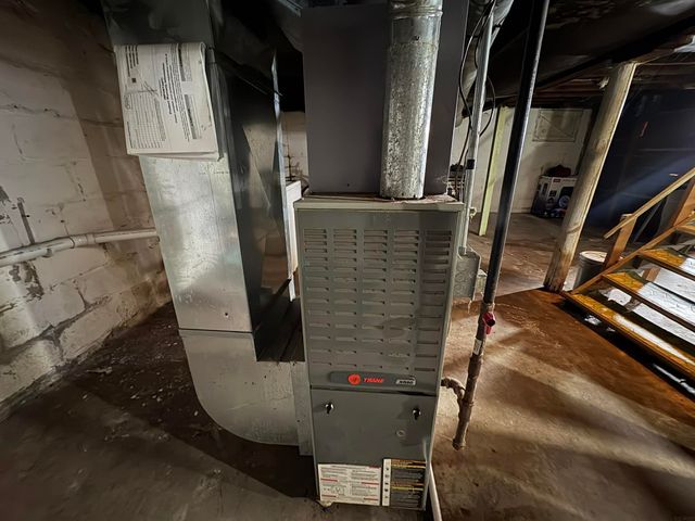 617 Boston Avenue, Waterloo, IA 50703