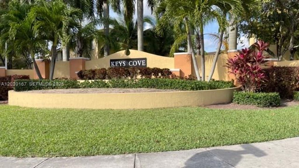 1666 SE 27th Ct 100, Homestead, FL 33035