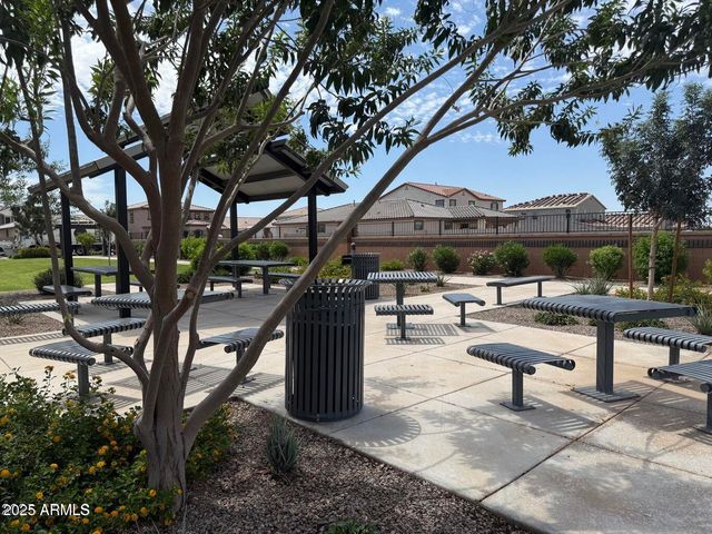 21135 E Arrowhead Trail, Queen Creek, AZ 85142