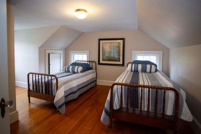 284 Main St, Wakefield, MA 01880