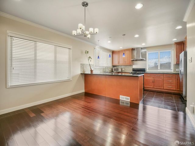 8 Garden Grove Drive, Daly City, CA 94015