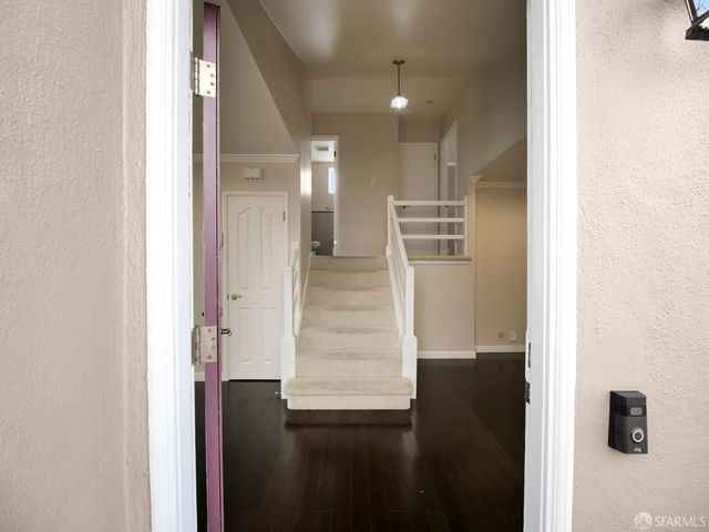 8 Garden Grove Drive, Daly City, CA 94015