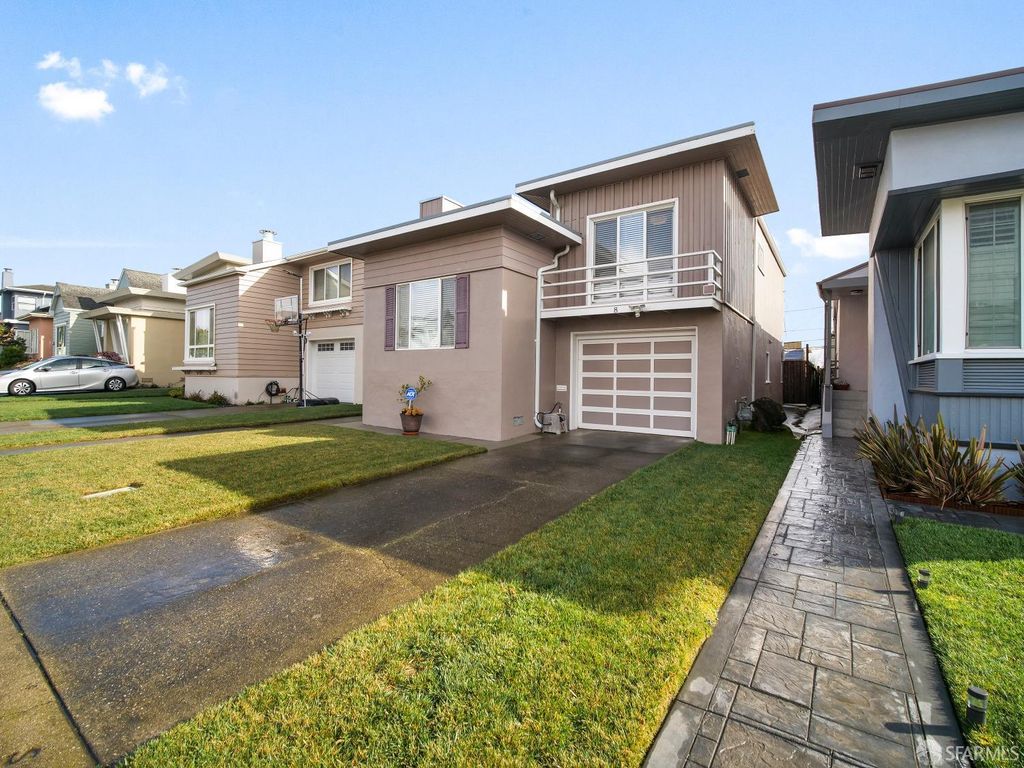 8 Garden Grove Drive, Daly City, CA 94015