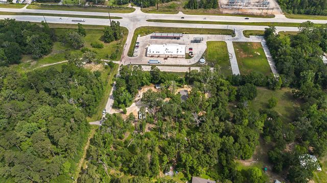 16465 Hickory Road, Conroe, TX 77302