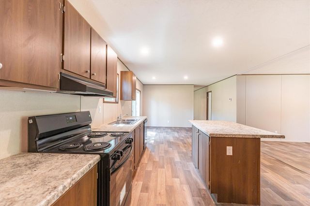 16465 Hickory Road, Conroe, TX 77302