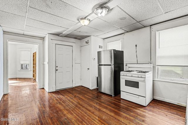 917 Bridge Street, Schenectady, NY 12303