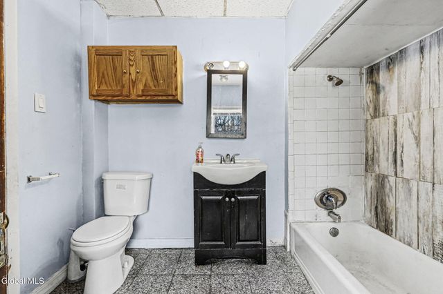 917 Bridge Street, Schenectady, NY 12303