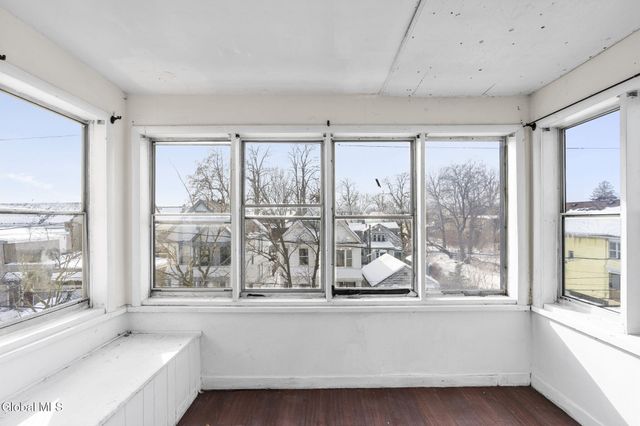 917 Bridge Street, Schenectady, NY 12303