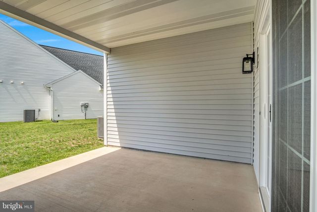 907 SHADOWBROOKE DR, Dover, PA 17315