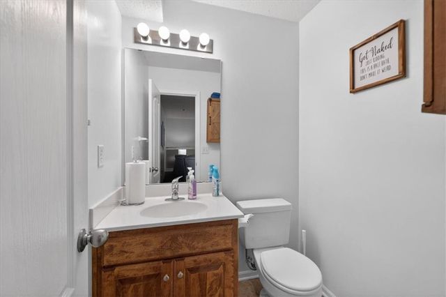 7805 NE 109th Circle, Kansas City, MO 64157