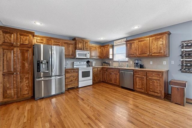 7805 NE 109th Circle, Kansas City, MO 64157