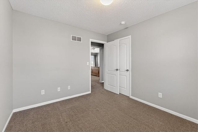 7805 NE 109th Circle, Kansas City, MO 64157