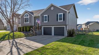 7805 NE 109th Circle, Kansas City, MO 64157