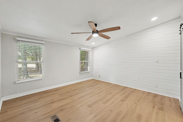 5523 Spring Branch Road, Montgomery, TX 77316