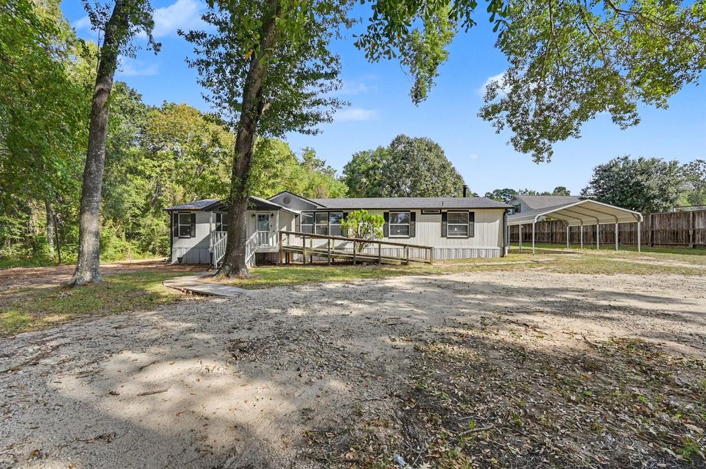 5523 Spring Branch Road, Montgomery, TX 77316