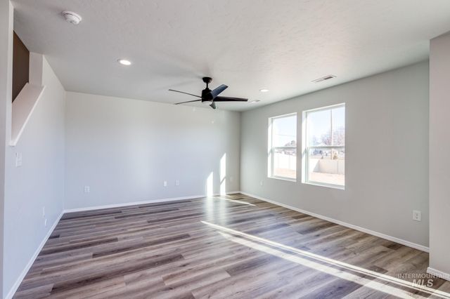 7281 S Menzingers Ave, Meridian, ID 83642