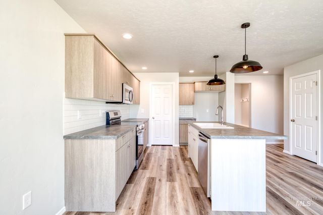 7281 S Menzingers Ave, Meridian, ID 83642