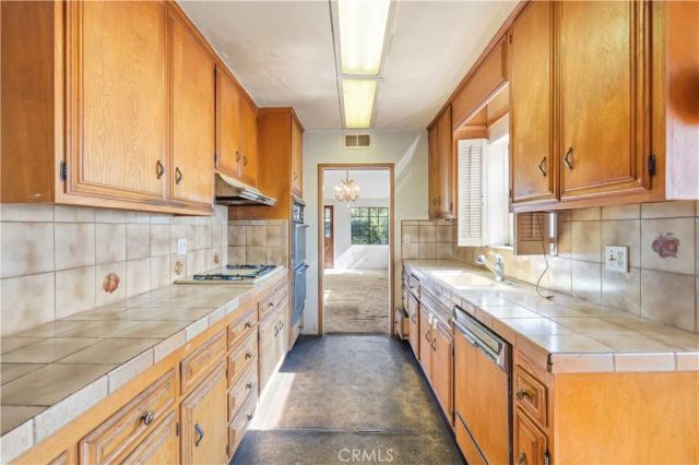 12635 Cumpston Street, Valley Village, CA 91607