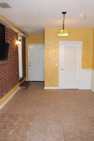 102 AMIGOS ROAD, Debary, FL 32713