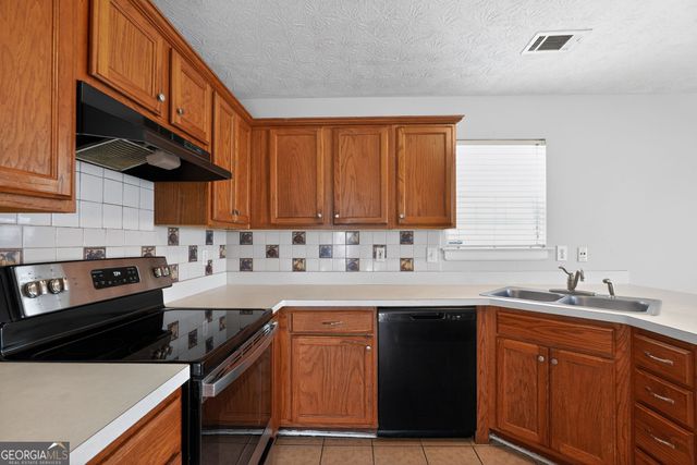 45 S Greenfield Circle, Covington, GA 30016