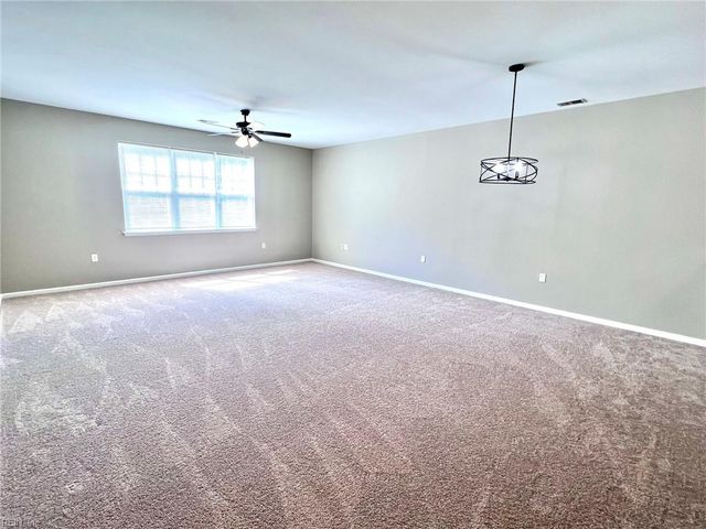 932 Southmoor Dr Unit 106, Virginia Beach, VA 23455