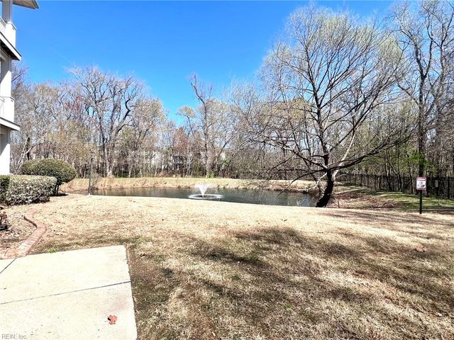 932 Southmoor Dr Unit 106, Virginia Beach, VA 23455