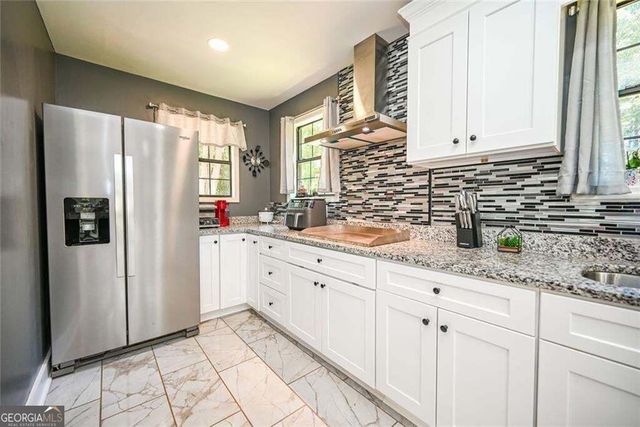 727 Tanners Bridge Circle, Bethlehem, GA 30620