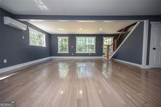 727 Tanners Bridge Circle, Bethlehem, GA 30620