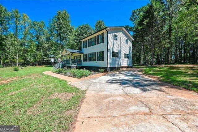 727 Tanners Bridge Circle, Bethlehem, GA 30620