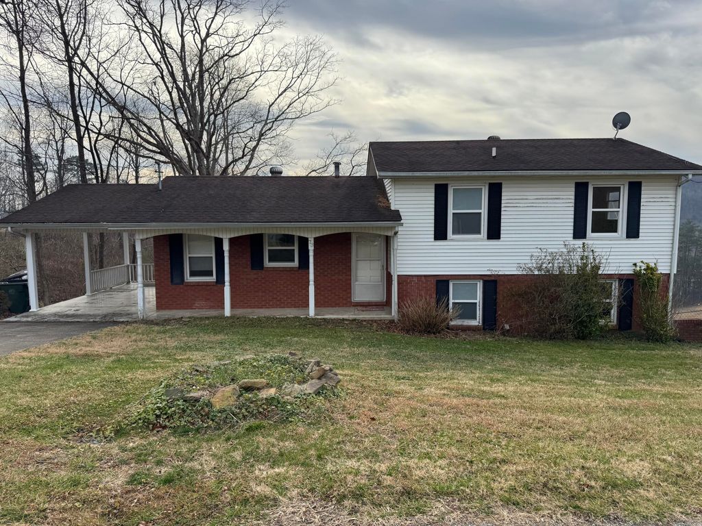 73 W Haven Drive, Williamsburg, KY 40769