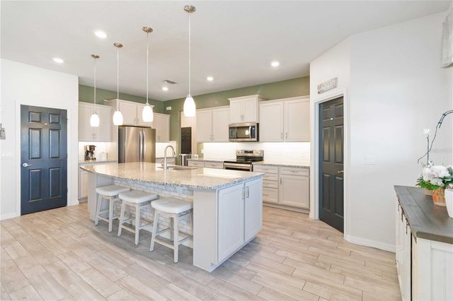 2323 NUTHATCH ST, St Cloud, FL 34771